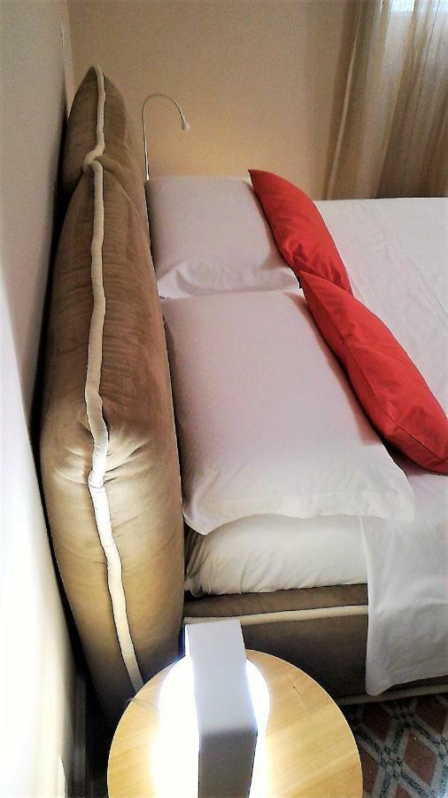 Casa Isabela Luxury Rooms Melfi Ngoại thất bức ảnh