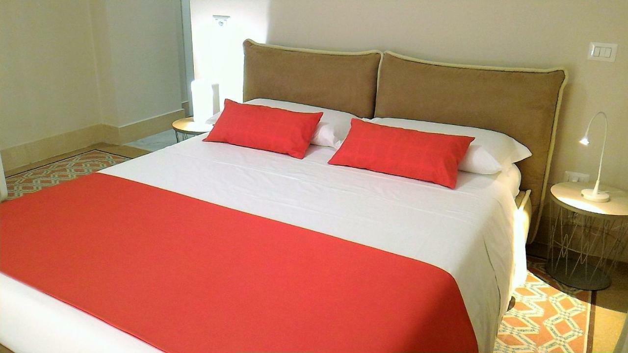Casa Isabela Luxury Rooms Melfi Ngoại thất bức ảnh